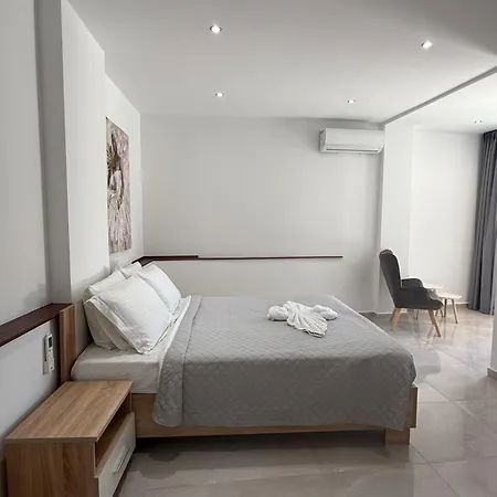 Casa Loma 2 Petaloudes