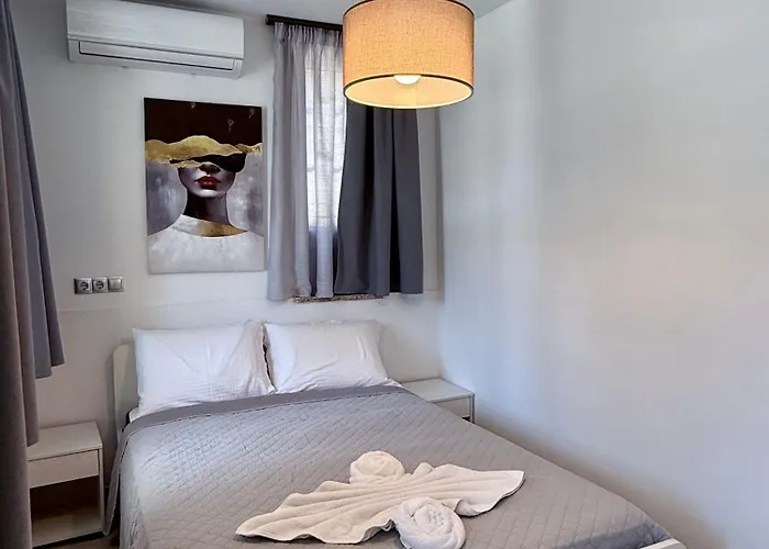 Casa Loma 2 Vila Petaloudes