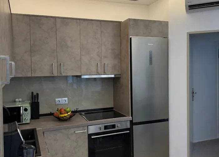 فيلة Casa Loma 2